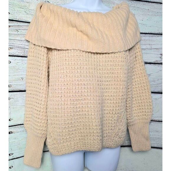 Express Cream Off Shoulder Chunky Knit Sweater M - Picture 2 of 7